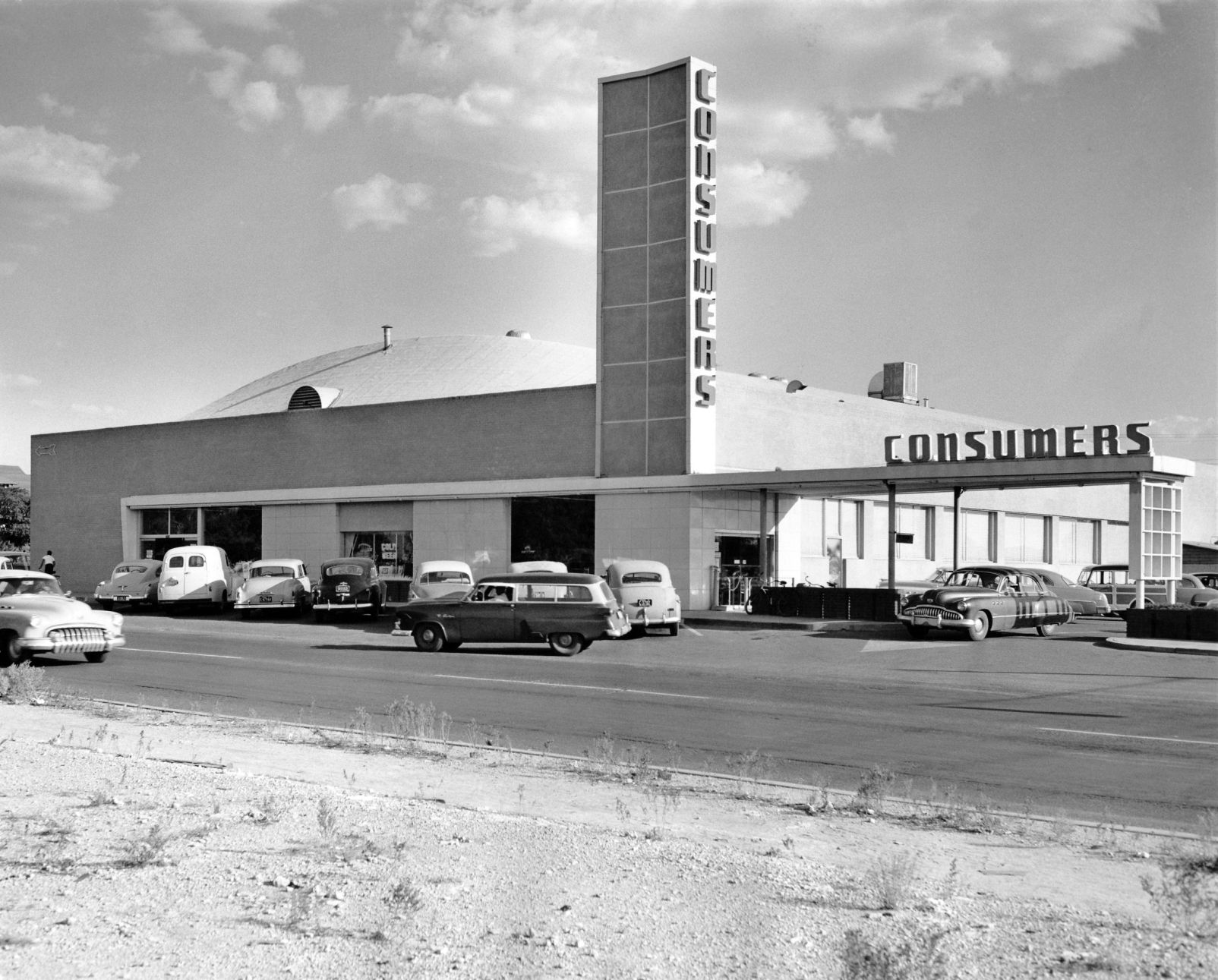 Consumers building in downtown Tucson